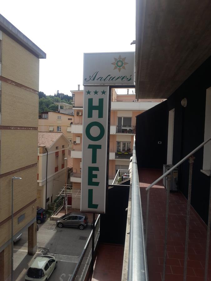 Hotel Antares Garni Giulianova Exterior foto