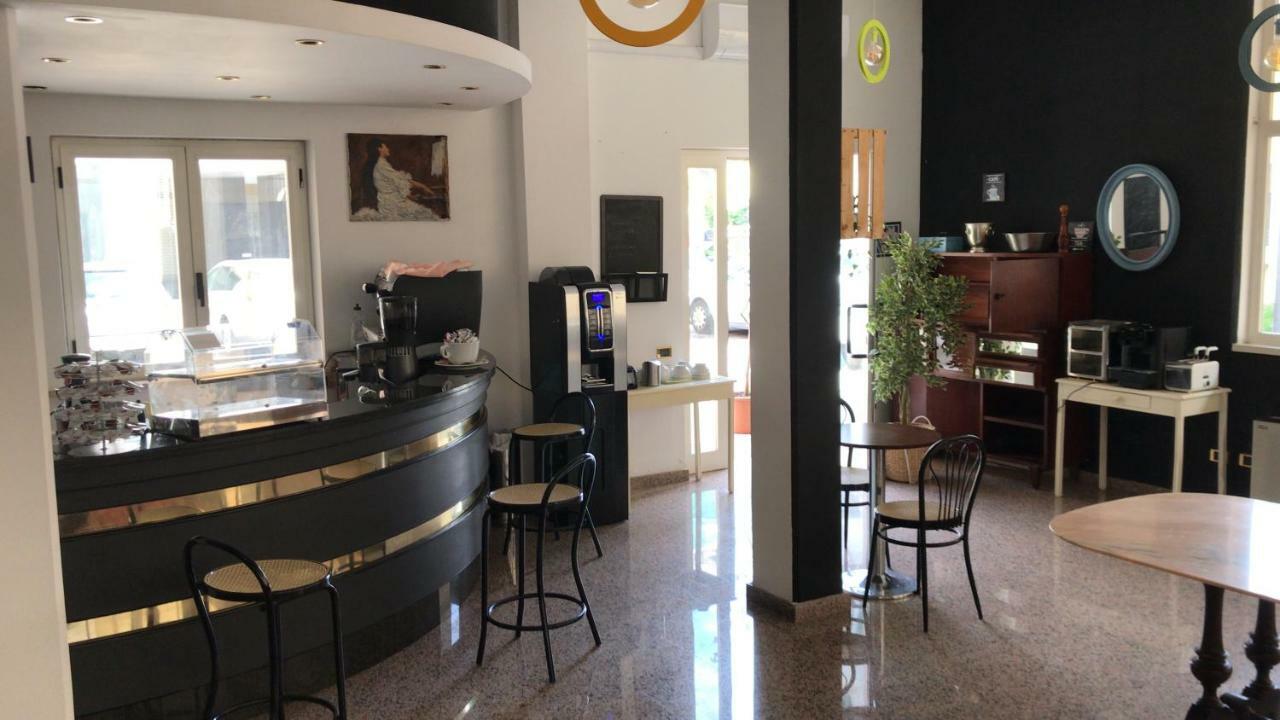 Hotel Antares Garni Giulianova Exterior foto
